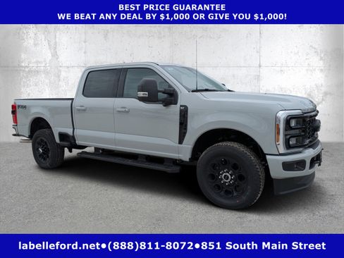 New 2026 Ford F250 XLT w/ XLT Premium Package AWD/4WD image 1