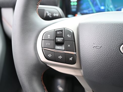 New 2026 Ford Explorer Active w/ Active Comfort Package RWD image 21
