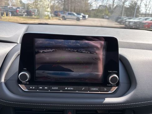 New 2026 Nissan Rogue SV FWD image 12