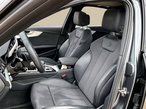 Used 2023 Audi A4 2.0T Prestige w/ Prestige Package image 27