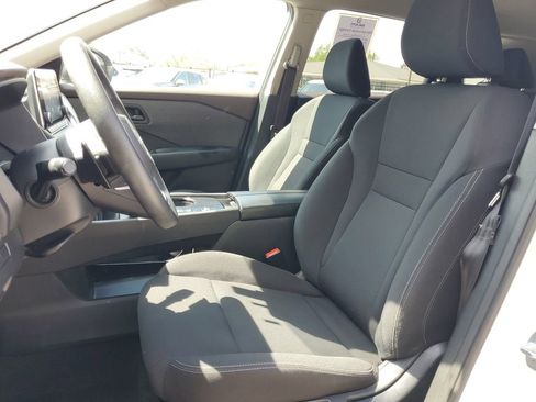Used 2023 Nissan Rogue S FWD image 16