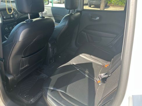 Used 2018 Jeep Compass Latitude AWD/4WD image 7