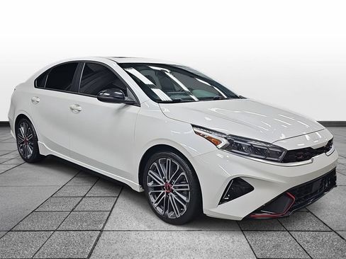 Used 2023 Kia Forte GT w/ GT2 Package image 3