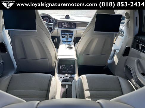 Used 2017 Porsche Panamera Turbo image 13