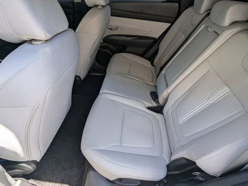 Used 2026 Hyundai Tucson SEL FWD image 17