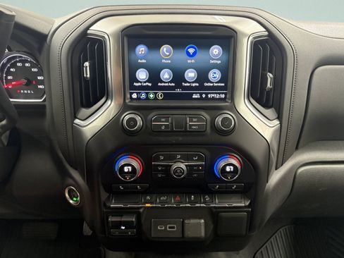 Used 2022 Chevrolet Silverado 1500 RST w/ Z71 Off-Road Package AWD/4WD image 13