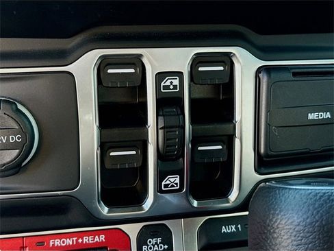 Used 2022 Jeep Wrangler Unlimited Rubicon w/ LED Lighting Group image 22