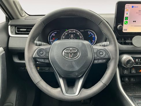 Used 2024 Toyota RAV4 XLE Premium image 14