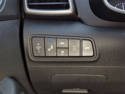 Used 2019 Hyundai Tucson Sport image 24