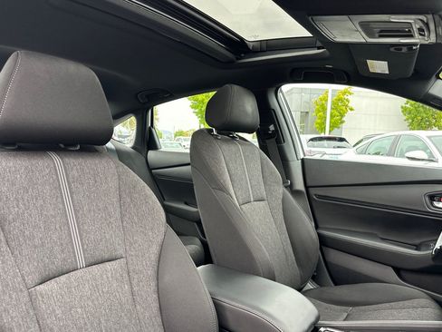 Used 2024 Honda Accord Sport image 32