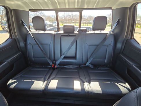 Certified 2022 Ford F150 Lariat w/ Equipment Group 502A High image 22