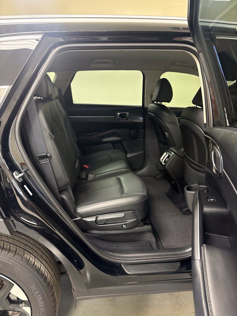 Used 2026 Kia Sorento S FWD image 27