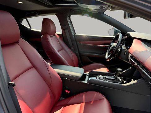 Used 2021 MAZDA MAZDA3 Hatchback w/Premium Plus Pkg AWD/4WD image 27