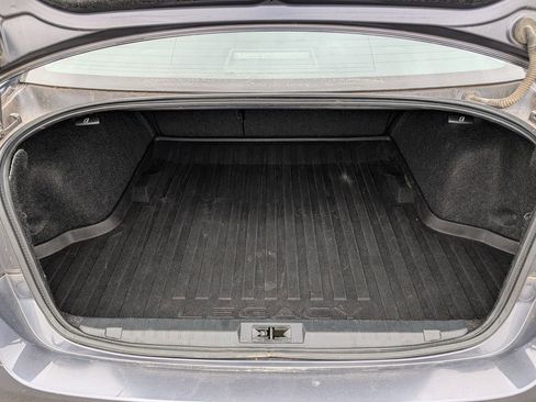 Used 2017 Subaru Legacy 2.5i Premium image 18