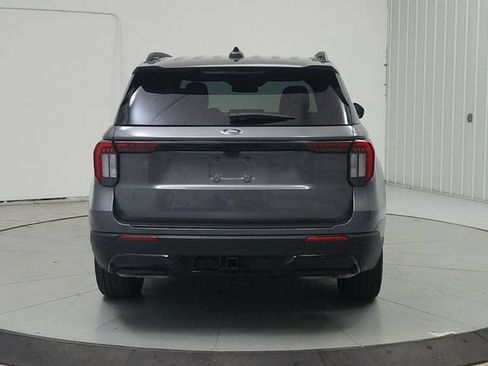 Used 2025 Ford Explorer ST-Line w/ Premium Package RWD image 6
