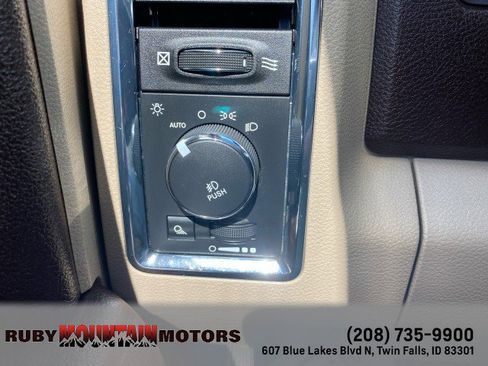 Used 2015 RAM 1500 Laramie w/ Convenience Group image 16