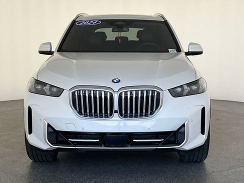 Used 2024 BMW X5 xDrive40i w/ Parking Assistance Package AWD/4WD image 10