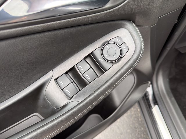 Certified 2023 Buick Encore GX Select FWD image 11