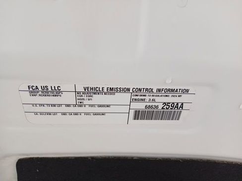 Used 2024 Chrysler Pacifica Touring-L FWD image 49