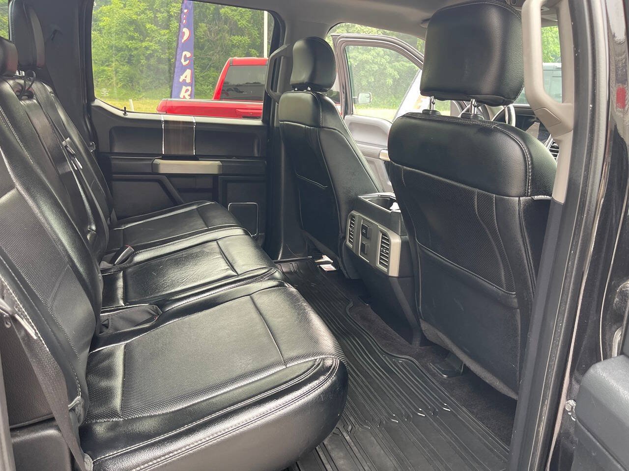 Used 2016 Ford F150 Lariat w/ Equipment Group 501A Mid AWD/4WD image 29