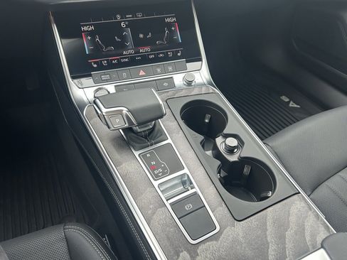 Used 2025 Audi A6 Premium Plus w/ Premium Plus Package image 16
