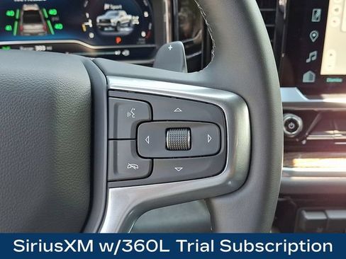 Used 2025 Chevrolet Silverado 1500 LT Trail Boss w/ LPO, Dark Essentials Package AWD/4WD image 9