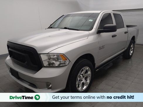 Used 2017 RAM 1500 Express AWD/4WD image 1