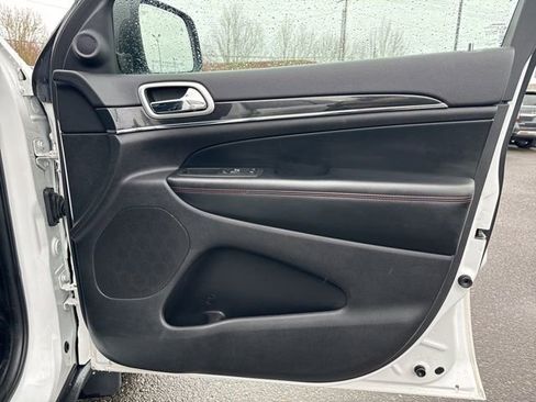 Used 2018 Jeep Grand Cherokee Trailhawk image 13