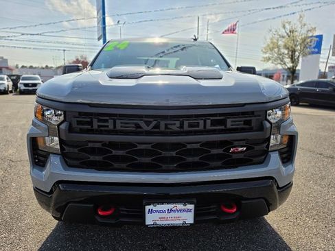 Used 2024 Chevrolet Silverado 1500 Custom Trail Boss AWD/4WD image 8