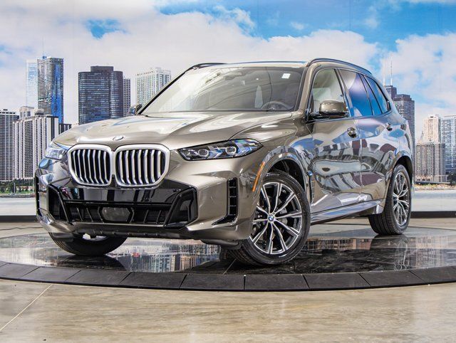 Used 2026 BMW X5 xDrive40i w/ M Sport Package AWD/4WD image 2