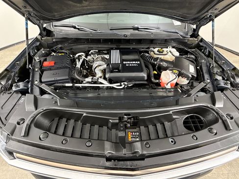 Used 2021 Chevrolet Suburban High Country image 33