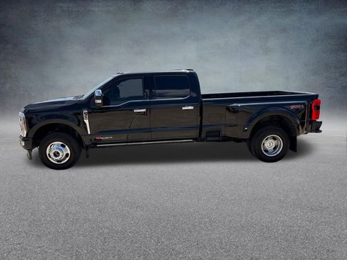 Used 2024 Ford F350 Limited w/ FX4 Off-Road Package AWD/4WD image 2
