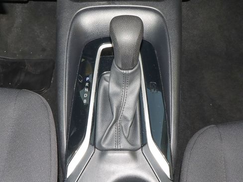 Used 2024 Toyota Corolla LE image 19