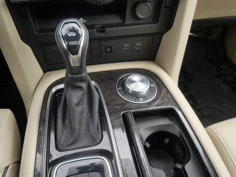 Used 2022 INFINITI QX80 Luxe w/ Cargo Package image 23