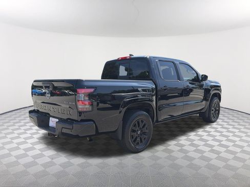 Used 2022 Nissan Frontier SV AWD/4WD image 16