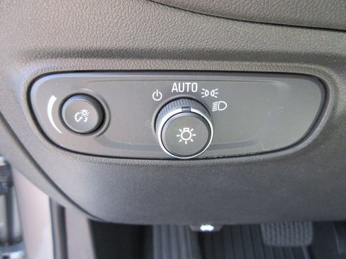 Certified 2024 Chevrolet Equinox LS FWD image 22