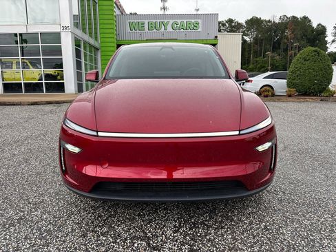 Used 2026 Tesla Model Y Long Range RWD image 6