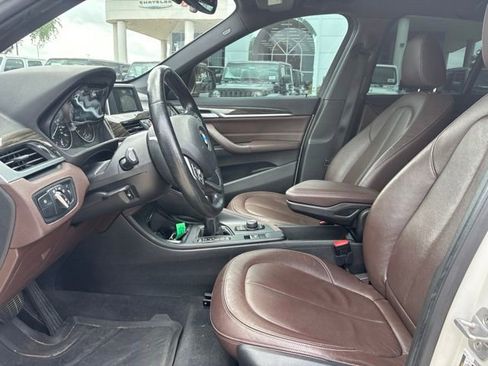 Used 2018 BMW X1 xDrive28i AWD/4WD image 10