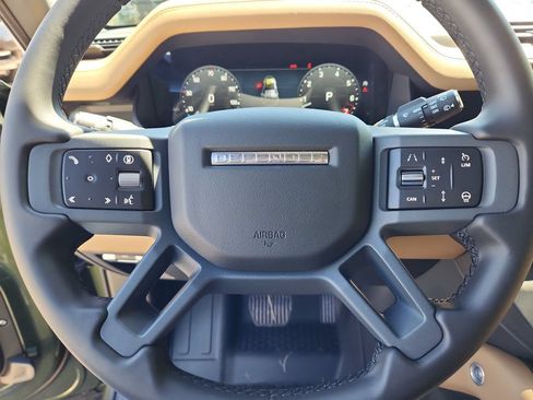 New 2026 Land Rover Defender 110 X-Dynamic SE AWD/4WD image 17