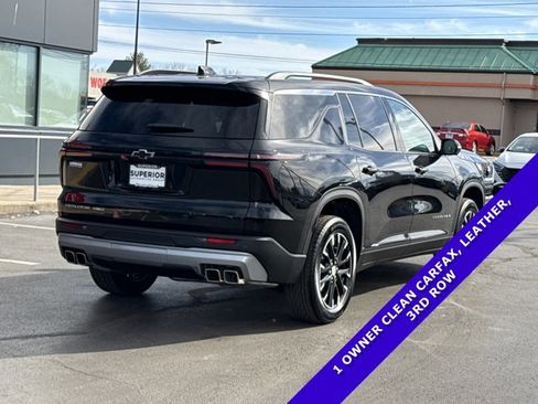 Used 2025 Chevrolet Traverse LT w/ Sun and Wheel Package image 3