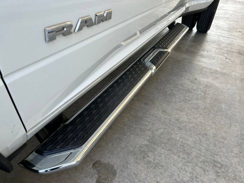 Used 2024 RAM 3500 Big Horn AWD/4WD image 16