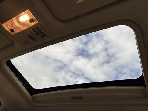 Used 2014 GMC Sierra 2500 Denali image 7