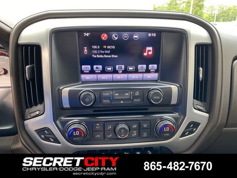 Used 2016 GMC Sierra 1500 SLT w/ Enhanced Driver Alert Package AWD/4WD image 15