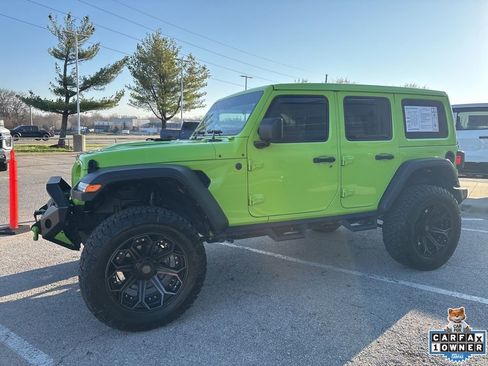 Used 2024 Jeep Wrangler Unlimited Sport AWD/4WD image 14