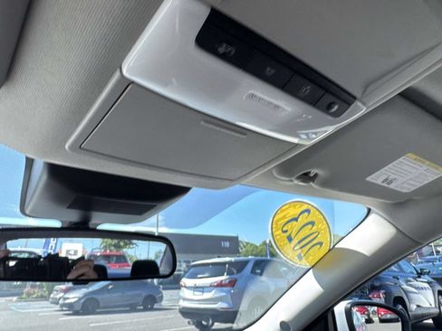 Used 2023 Nissan Sentra SV FWD image 28