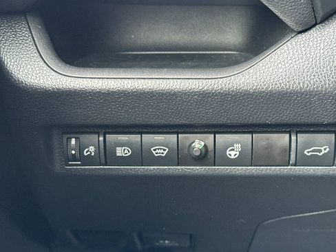 Used 2023 Toyota RAV4 XLE Premium AWD/4WD image 30