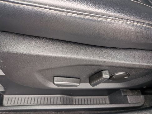 Used 2024 Ford Edge SEL image 14