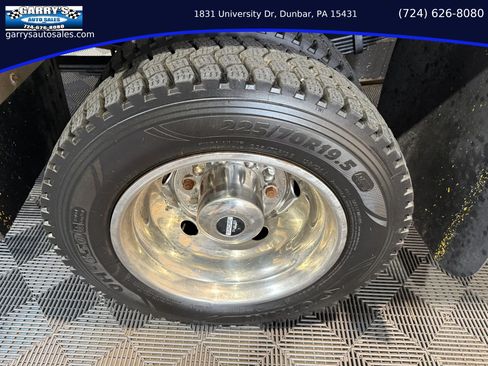Used 2008 Ford F550 4x4 Regular Cab Super Duty image 12
