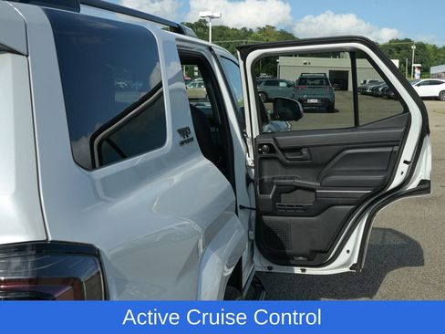 Used 2025 Toyota 4Runner TRD Sport Premium AWD/4WD image 42