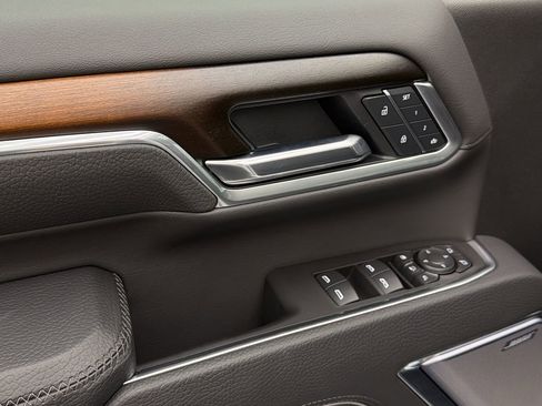 Used 2025 GMC Sierra 3500 Denali w/ Denali Reserve Package image 33